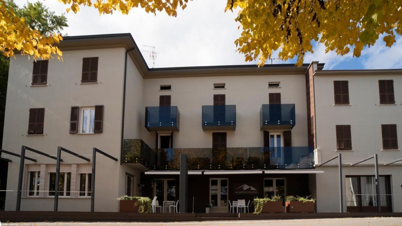 Albergo Ristorante Plaza Tornolo Exterior photo